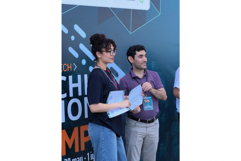 Məcid Seyidov “ArchiVision 2” düşərgəsində fərqlənən gənclərlə görüşüb<font color=red> - FOTOLAR</font>