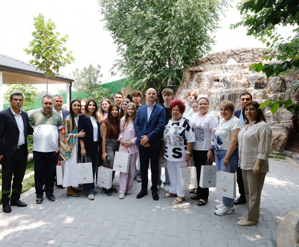 Təhsil naziri Ukraynada fəaliyyət göstərən akademik Zərifə xanım Əliyeva adına İrpen Humanitar Xarici Dillər Liseyinin əməkdaşları  ilə Naxçıvana səfərləri çərçivəsində görüşüb<font color=red> - FOTOLAR</font>