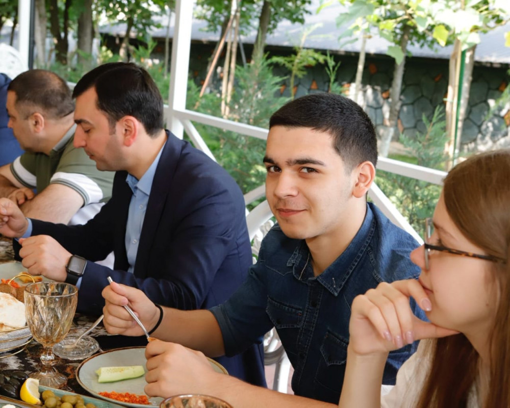 Təhsil naziri Ukraynada fəaliyyət göstərən akademik Zərifə xanım Əliyeva adına İrpen Humanitar Xarici Dillər Liseyinin əməkdaşları  ilə Naxçıvana səfərləri çərçivəsində görüşüb<font color=red> - FOTOLAR</font>