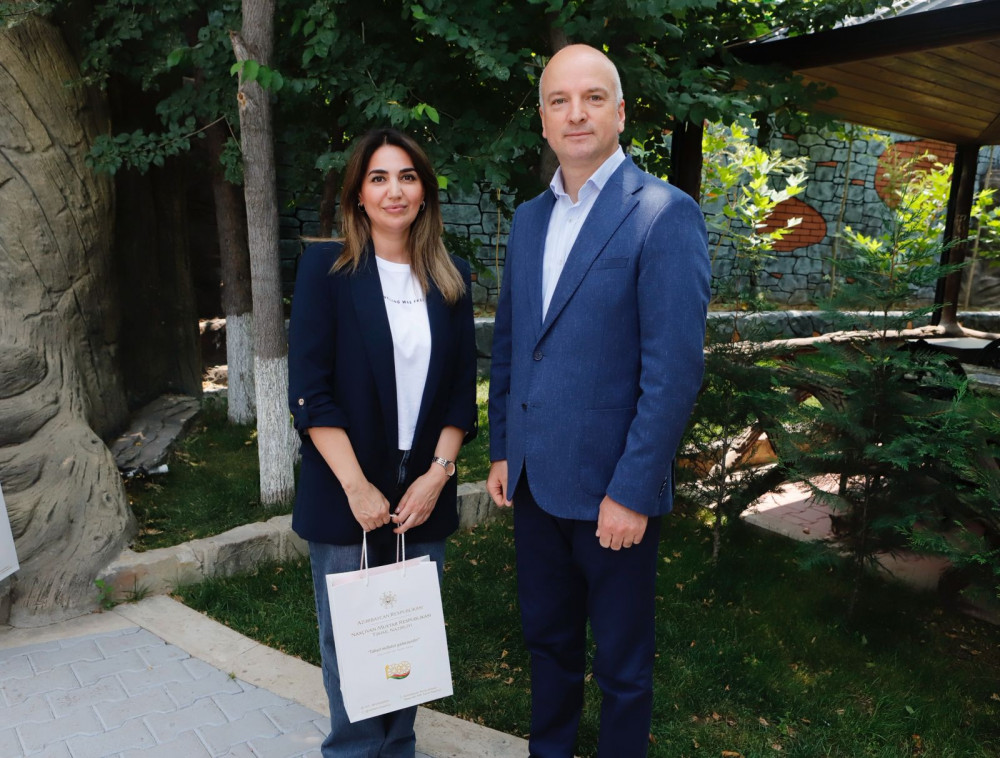 Təhsil naziri Ukraynada fəaliyyət göstərən akademik Zərifə xanım Əliyeva adına İrpen Humanitar Xarici Dillər Liseyinin əməkdaşları  ilə Naxçıvana səfərləri çərçivəsində görüşüb<font color=red> - FOTOLAR</font>