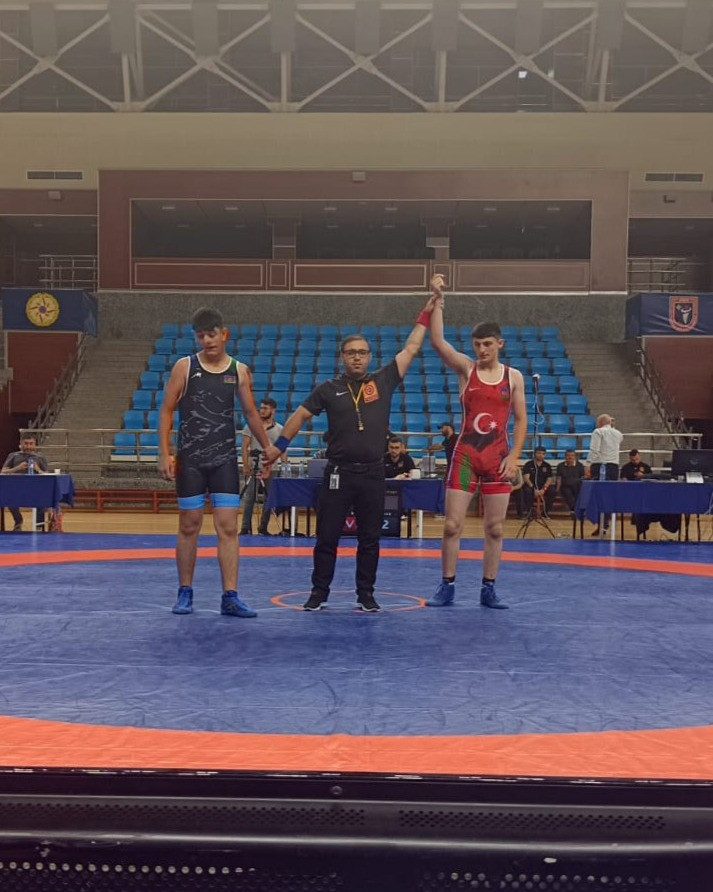 Naxçıvanlı güləşçi beynəlxalq turnirin medalçıları arasında<font color=red> - FOTOLAR</font>