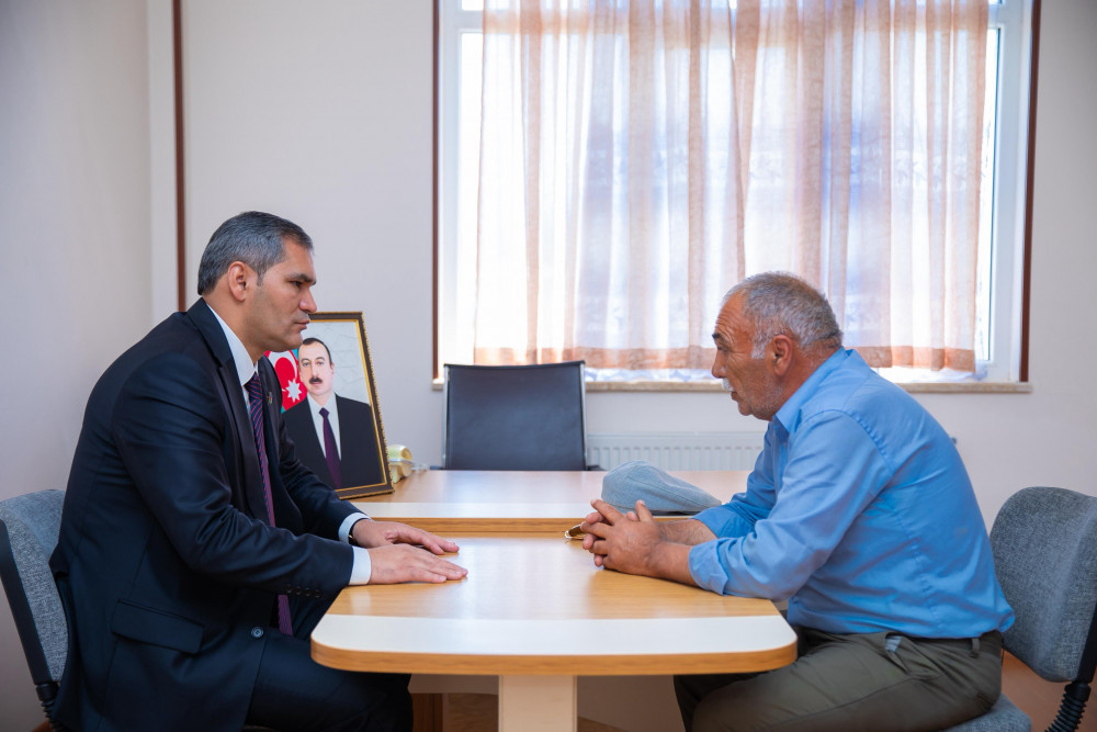 Ali Məclisinin deputatı Qəzənfər Abdullayev Culfa rayon Ərəzin kənd sakinləri ilə görüşüb<font color=red> - FOTOLAR</font>