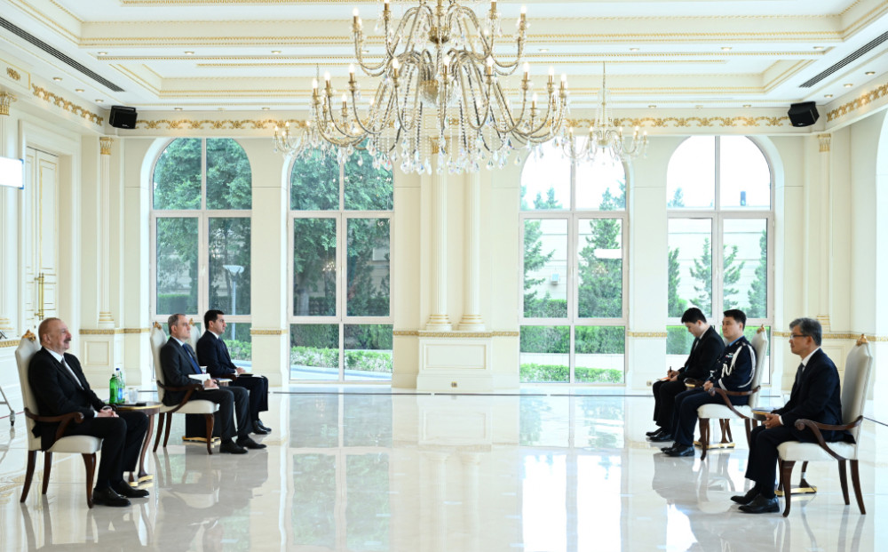 Prezident İlham Əliyev Koreya Respublikasının Azərbaycanda yeni təyin olunmuş səfirinin etimadnaməsini qəbul edib<font color=red> - FOTOLAR</font>
