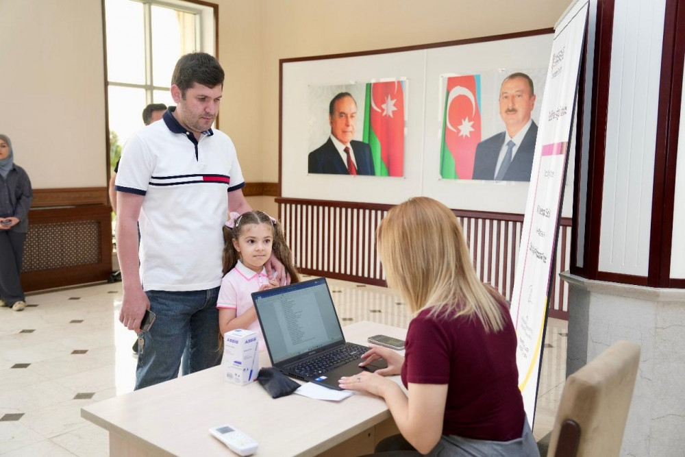 NDU-nun Beynəlxalq Kembric məktəbinə I və VI siniflər üzrə qəbul imtahanları keçirilib<font color=red> - FOTOLAR</font>