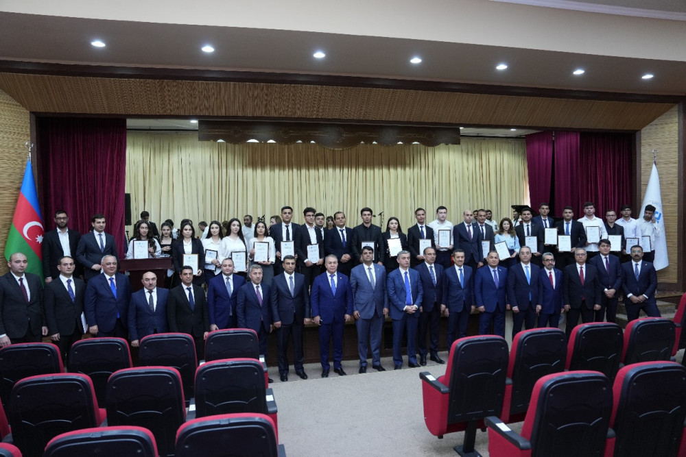 Naxçıvan Dövlət Universitetinin tələbələri üçün “Dövlət sektorunda audit” mövzusunda keçirilən təlimlər yekunlaşıb<font color=red> - FOTOLAR</font>