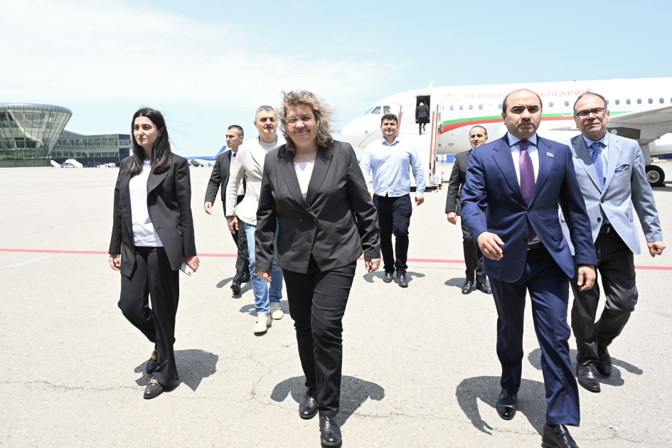 Bolqarıstan Milli Assambleyasının sədri Azərbaycana səfərə gəlib<font color=red> - FOTOLAR</font>