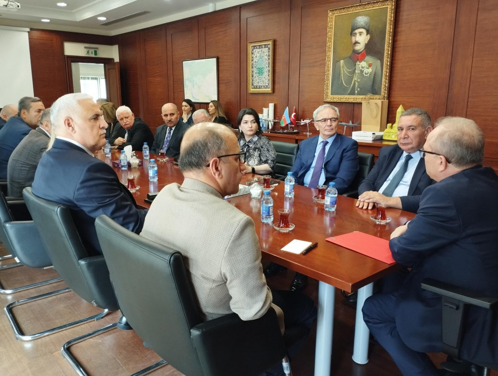 Mətbuat Şurası İdarə Heyətinin üzvləri Türkiyənin Azərbaycandakı səfirliyində olublar<font color=red> - FOTOLAR</font>