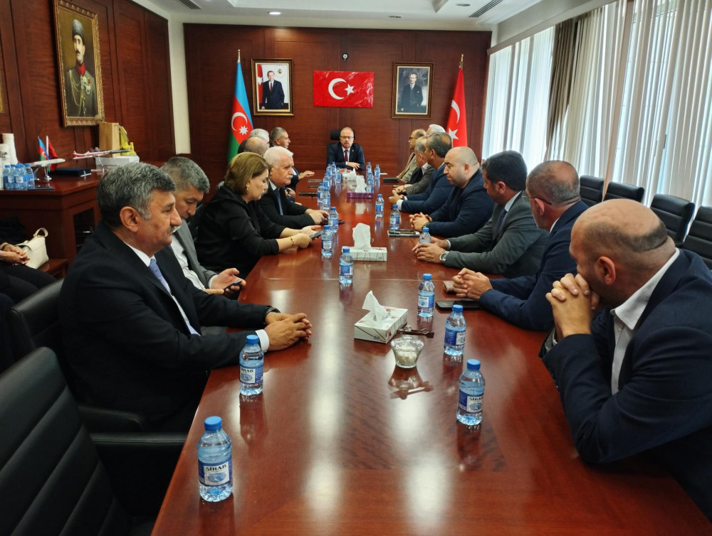 Mətbuat Şurası İdarə Heyətinin üzvləri Türkiyənin Azərbaycandakı səfirliyində olublar<font color=red> - FOTOLAR</font>