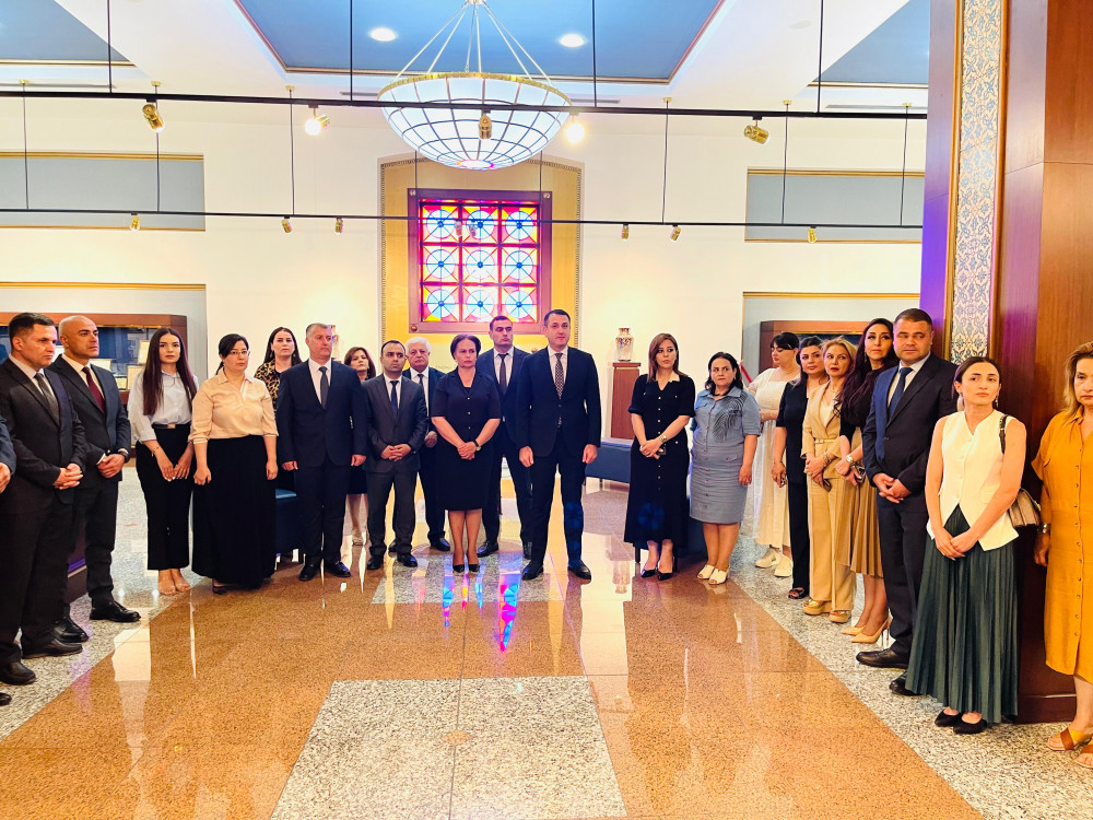 17 iyun – Tibb İşçilərinin Peşə Bayramı münasibətilə Naxçıvan Muxtar Respublikasında tədbir keçirilib<font color=red> - FOTOLAR</font>