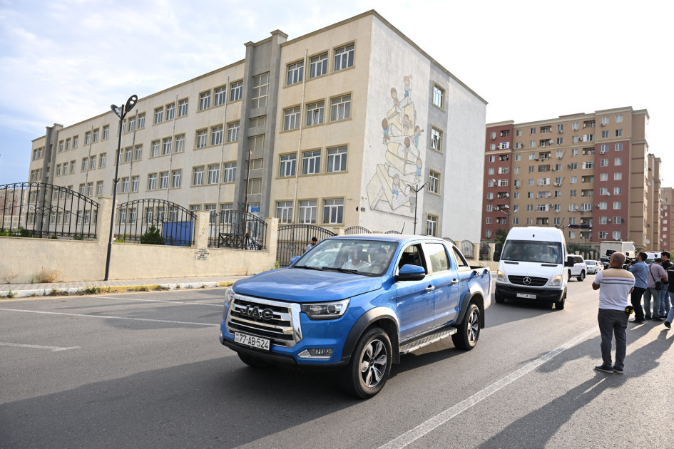 Ağdam rayonunun Kəngərli kəndinə növbəti köç karvanı yola salınıb<font color=red> - FOTOLAR</font>