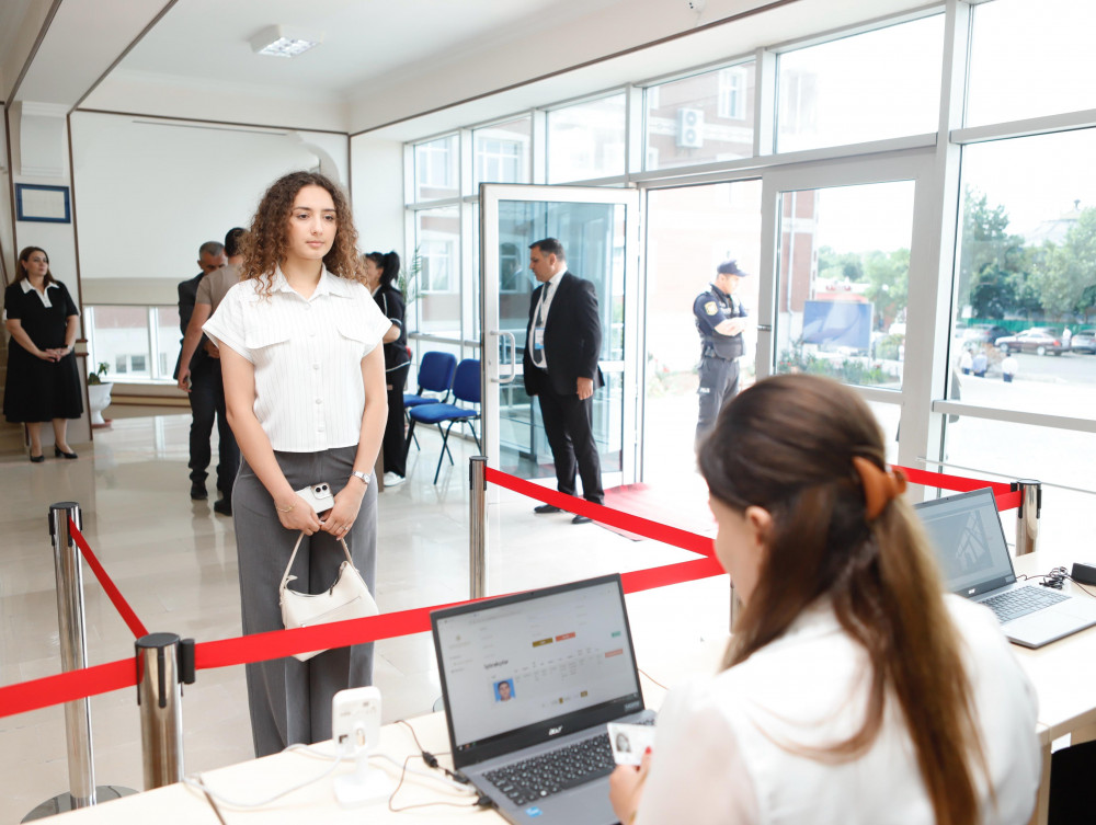 Naxçıvanda təhsilverənlərin sertifikatlaşdırılması prosesinə start verilib<font color=red> - FOTOLAR</font>