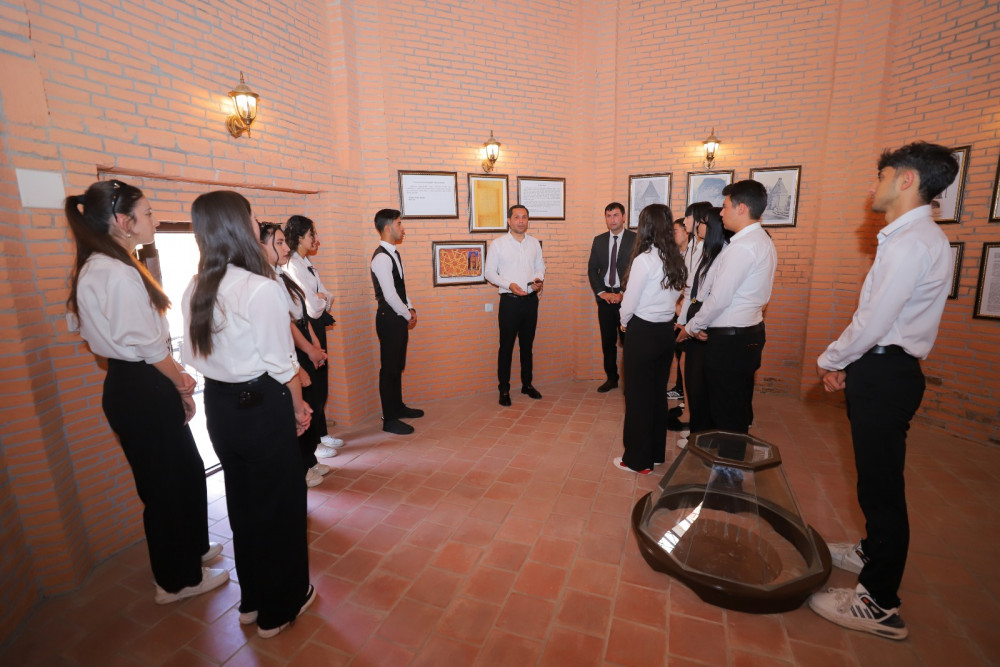 “Peşəkar bələdçi” təlimi başa çatıb <font color=red> - FOTOLAR</font>