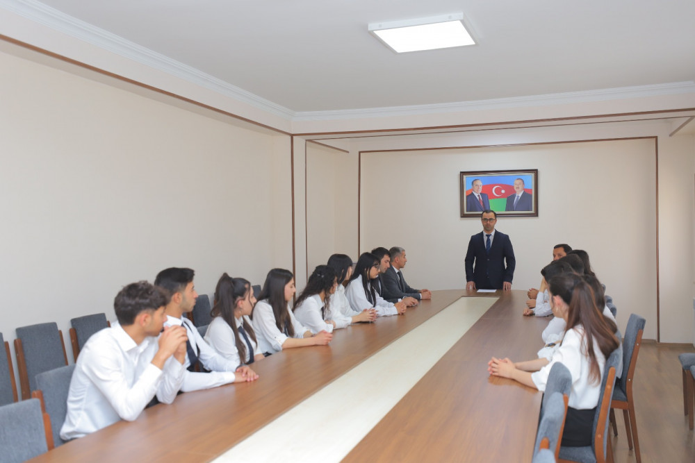 “Peşəkar bələdçi” təlimi başa çatıb <font color=red> - FOTOLAR</font>