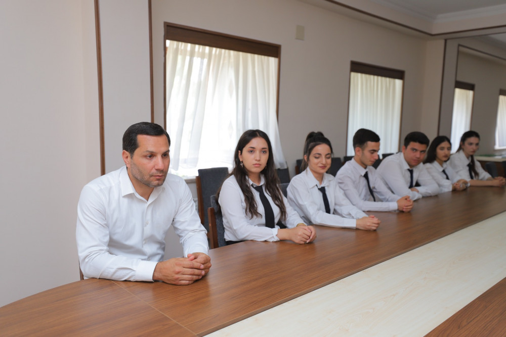 “Peşəkar bələdçi” təlimi başa çatıb <font color=red> - FOTOLAR</font>