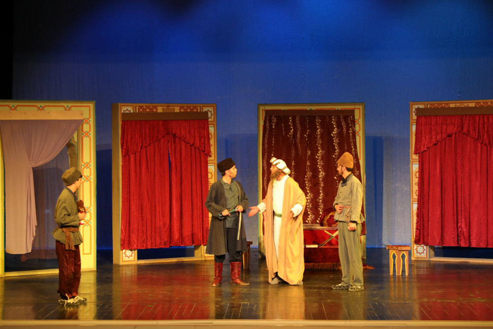 “Xalq teatrlarının muxtar respublika festivalı – 2025” başa çatdı<font color=red> - FOTOLAR</font>
