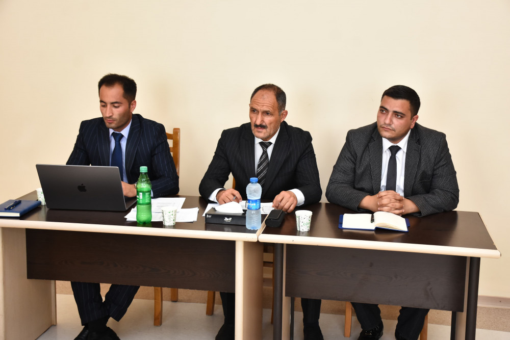 Həsən Seyidov Culfada vətəndaşları qəbul edib<font color=red> - FOTOLAR</font>
