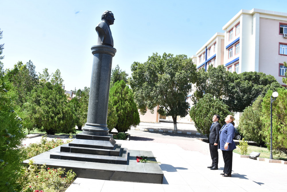 Həsən Seyidov Culfada vətəndaşları qəbul edib<font color=red> - FOTOLAR</font>