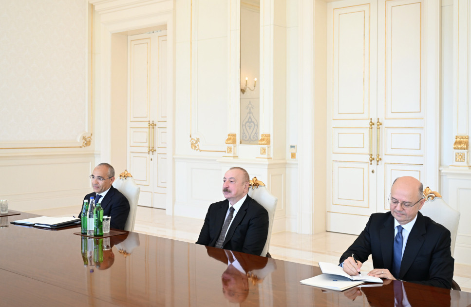 Prezident İlham Əliyev BP şirkətinin baş icraçı direktorunu qəbul edib<font color=red> - FOTOLAR</font>