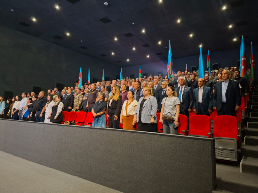 Laçında “8 Noyabr Zəfəri suverenliyimizin qarantıdır” mövzusunda konfrans keçirilib<font color=red> - FOTOLAR</font>