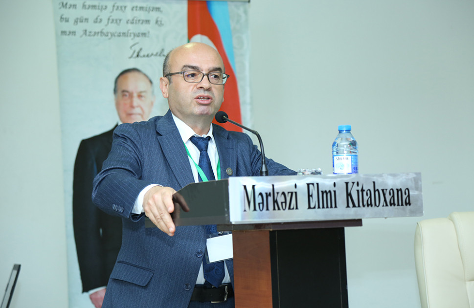 AMEA-da keçirilən beynəlxalq simpozium öz işini bölmə iclasları ilə davam etdirib<font color=red> - FOTOLAR</font>