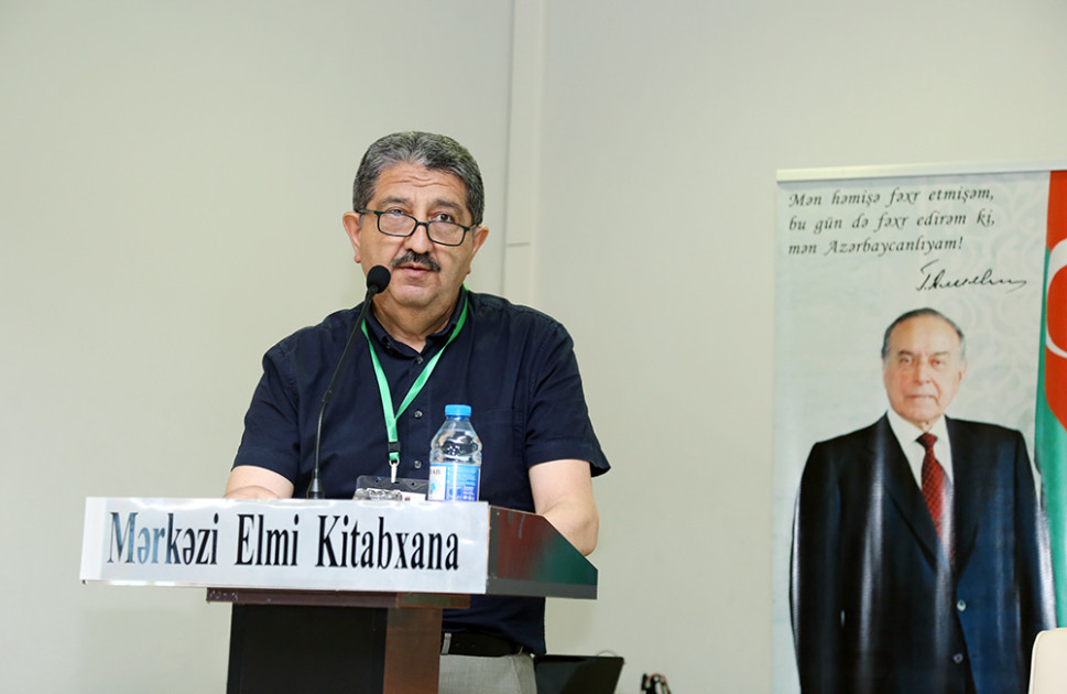 AMEA-da keçirilən beynəlxalq simpozium öz işini bölmə iclasları ilə davam etdirib<font color=red> - FOTOLAR</font>