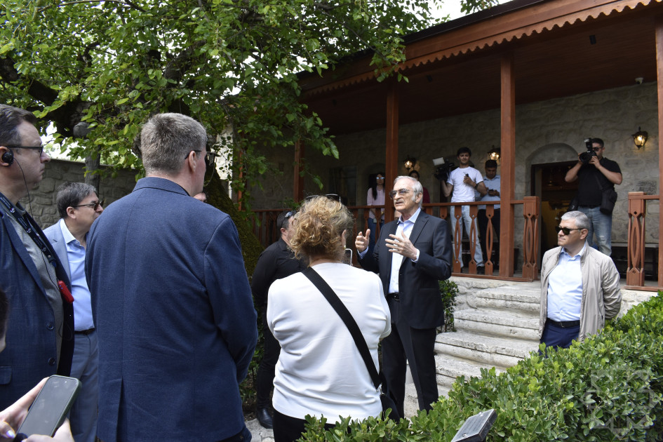 Diplomatik korpusun nümayəndələri Şuşa şəhəri ilə tanış olublar<font color='red'> - YENİLƏNİB 2</font><font color=red> - FOTOLAR</font>