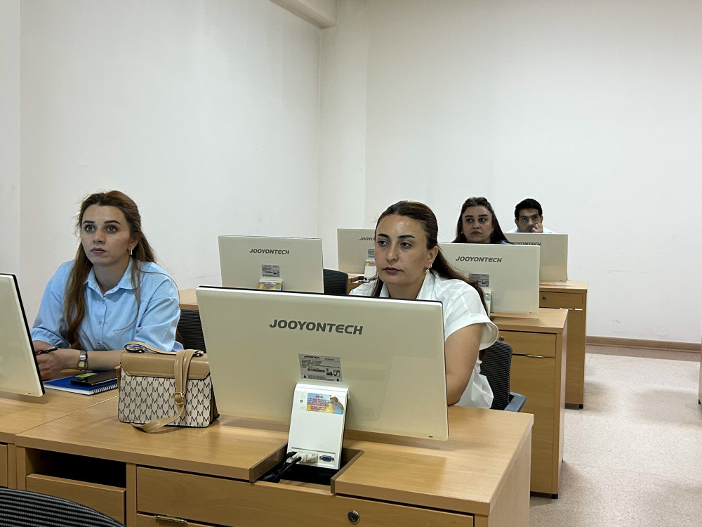 Naxçıvan Təlim Mərkəzi Ofis Proqramları təlimlərinə start verib <font color=red> - FOTOLAR</font>