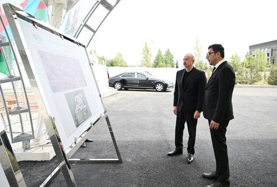 İlham Əliyev Yevlax Olimpiya İdman Kompleksində görülmüş işlərlə tanış olub<font color='red'> - YENİLƏNİB 2</font><font color=red> - FOTOLAR</font>