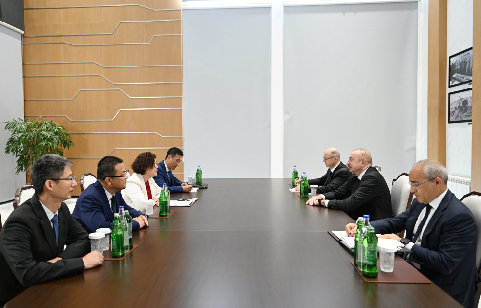 Prezident İlham Əliyev Mingəçevirdə Çinin “Dongfang Electric İnternational Corporation” Şirkətinin İdarə Heyətinin sədrini qəbul edib <font color=red> - FOTOLAR</font>