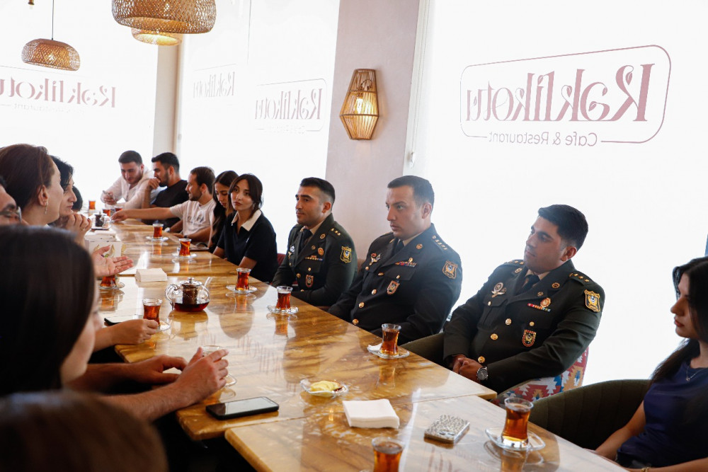 Naxçıvanda gənclərin Vətən müharibəsi iştirakçıları ilə görüşü keçirilib<font color=red> - FOTOLAR</font>