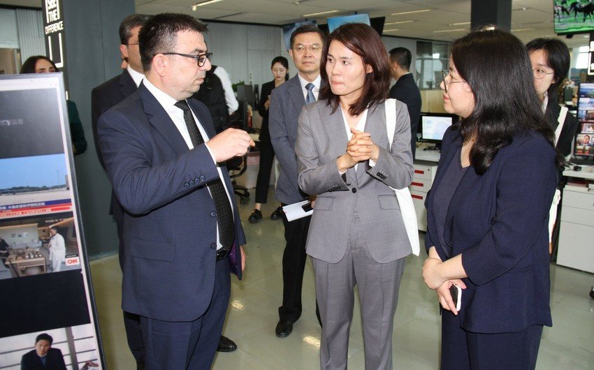 Azərbaycan nümayəndə heyəti Çin Media Qrupda və Çin Kommunikasiya Universitetində olub<font color=red> - FOTOLAR</font>