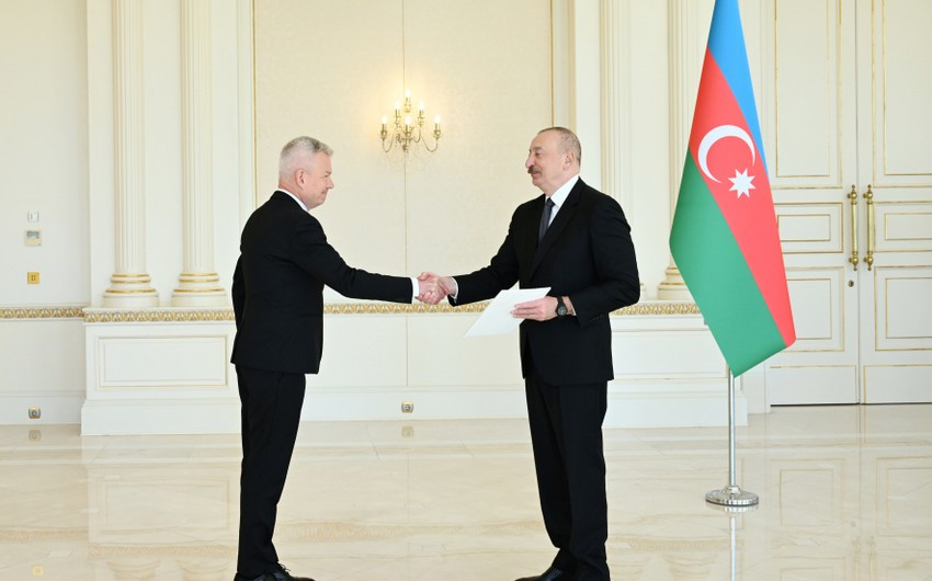İlham Əliyev Polşanın yeni səfirinin etimadnaməsini qəbul edib<font color=red> - FOTOLAR</font>