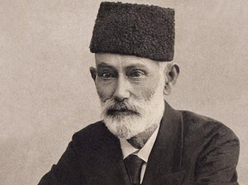 Bu gün Azərbaycan milli mətbuatının banisi Həsən bəy Zərdabinin doğum günüdür<font color=red> - FOTOLAR</font>