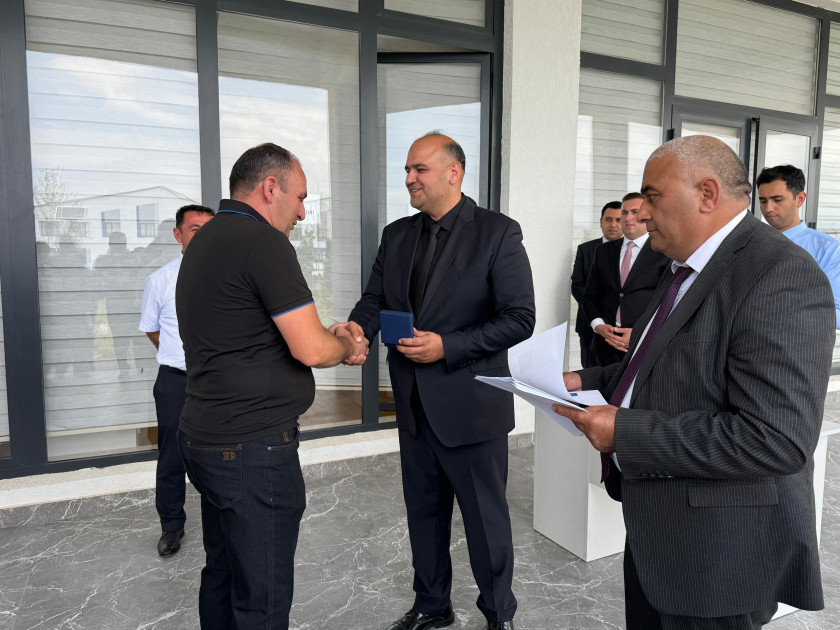 Ağdamın Kəngərli kəndində daha 37 ailəyə evlərinin açarları təqdim edilib<font color=red> - FOTOLAR</font>