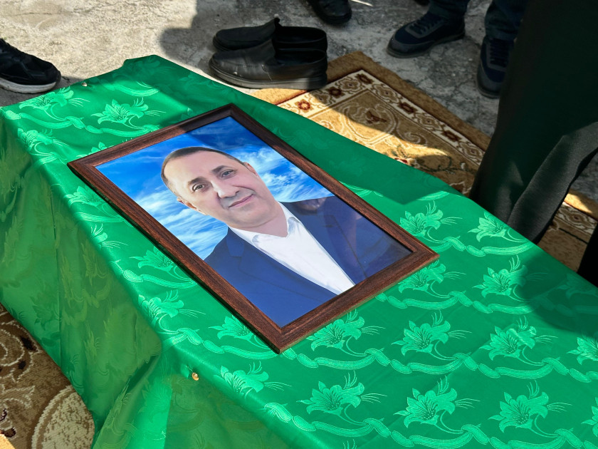 Ziyəddin və Hüseyn Səfərov qardaşları ilə vida mərasimi keçirilib<font color='red'> - YENİLƏNİB</font><font color=red> - FOTOLAR</font>