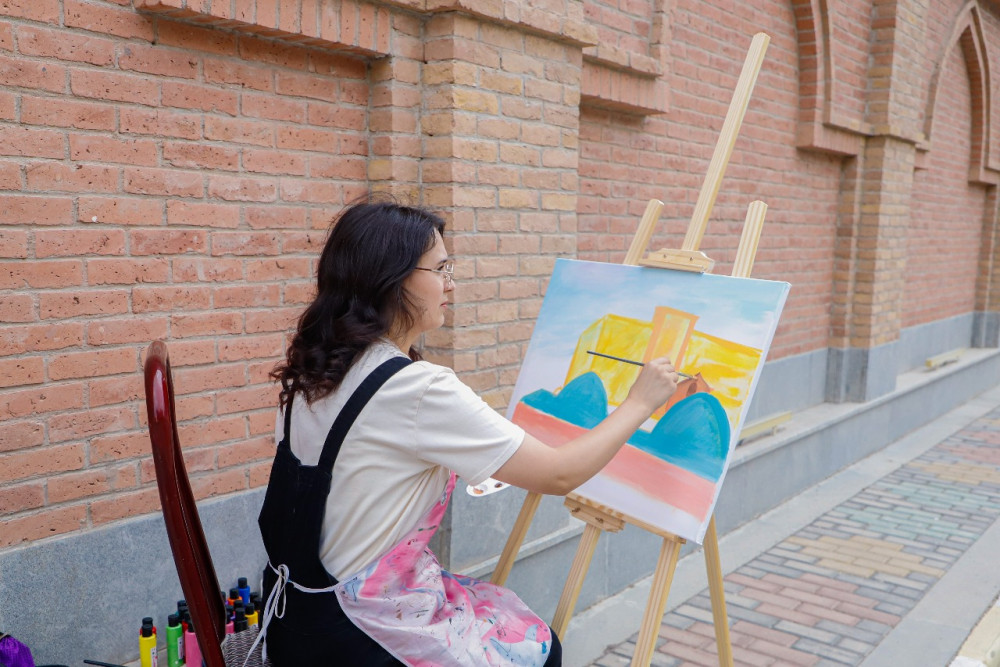 Ordubad şəhərində gənclərin “VI Art Battle” rəsm müsabiqəsi keçirilib<font color=red> - FOTOLAR</font>