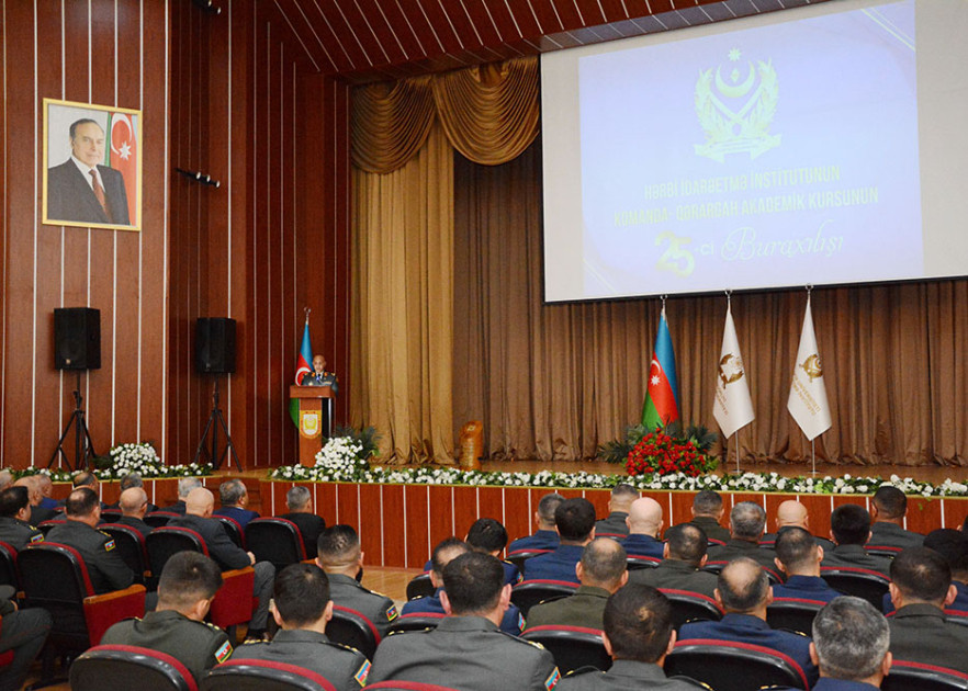 “Komanda-qərargah akademik kursu”nun buraxılış mərasimi keçirilib<font color=red> - FOTOLAR</font>