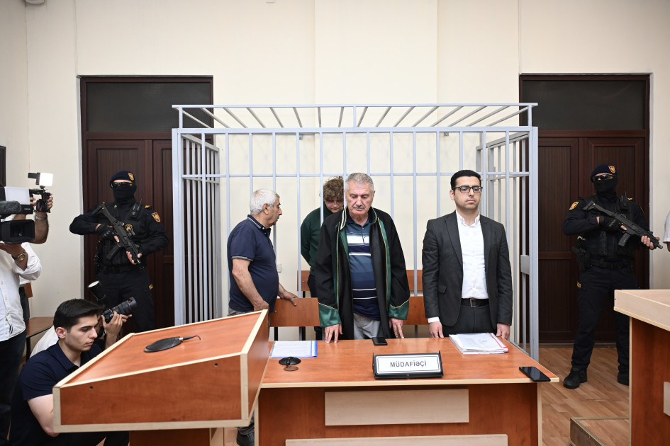 Rusiya vətəndaşlarından ibarət iki mütəşəkkil cinayətkar dəstənin üzvləri barəsində həbs qətimkan tədbiri seçilib<font color=red> - FOTOLAR</font>