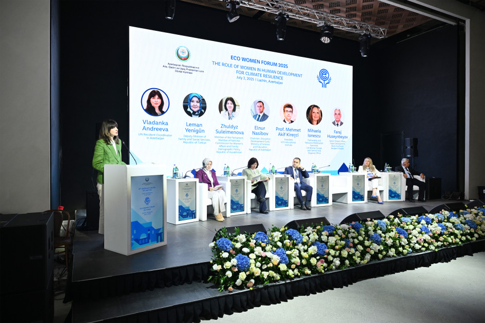 Laçında "İqlimə dayanıqlılıq üçün insan inkişafında qadınların rolu" mövzusunda panel sessiya keçirilib<font color=red> - FOTOLAR</font>