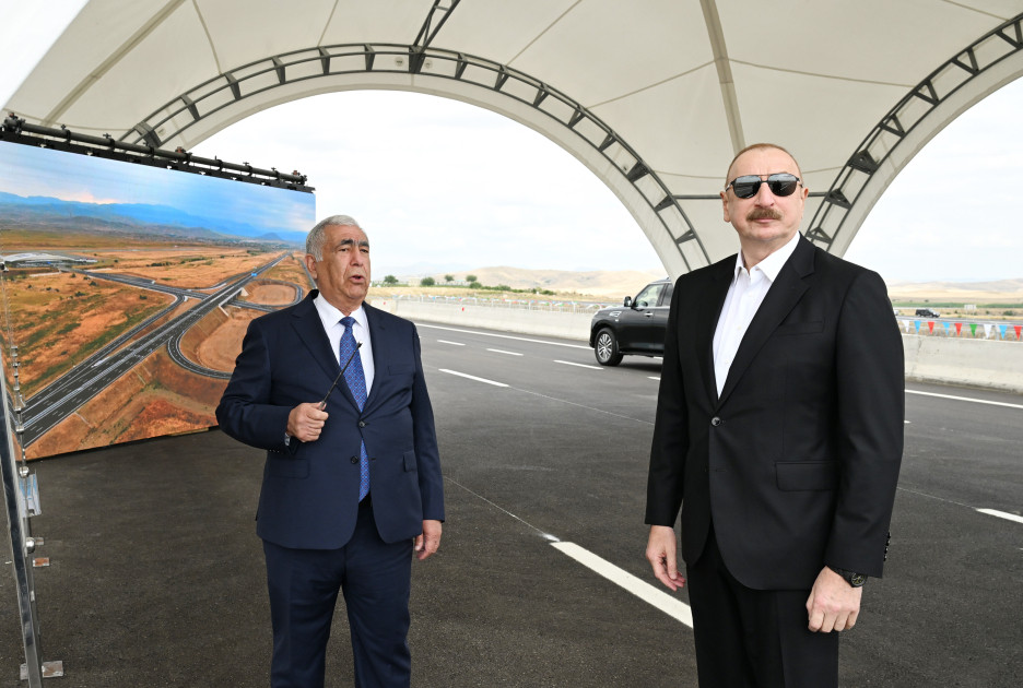 Prezident İlham Əliyev Əhmədbəyli-Füzuli-Şuşa yolunun açılışında iştirak edib<font color=red> - FOTOLAR</font>