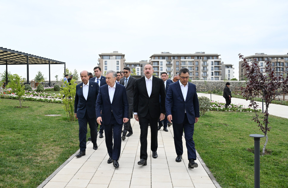 ECO-nun 17-ci Zirvə görüşünün iştirakçıları Ağdamdakı “İmarət” Kompleksində Qarabağ atlarının “Zəfər” şousunu izləyiblər<font color=red> - FOTOLAR</font>