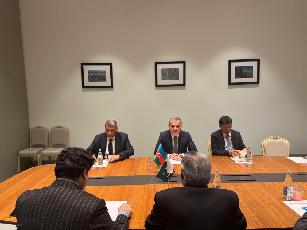 Ceyhun Bayramov Xankəndidə pakistanlı həmkarı ilə regional məsələləri müakirə edib<font color=red> - FOTOLAR</font>