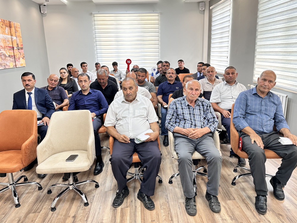 Naxçıvanda hərrac yolu ilə torpaq sahələri mülkiyyətə və icarəyə verilib<font color=red> - FOTOLAR</font>