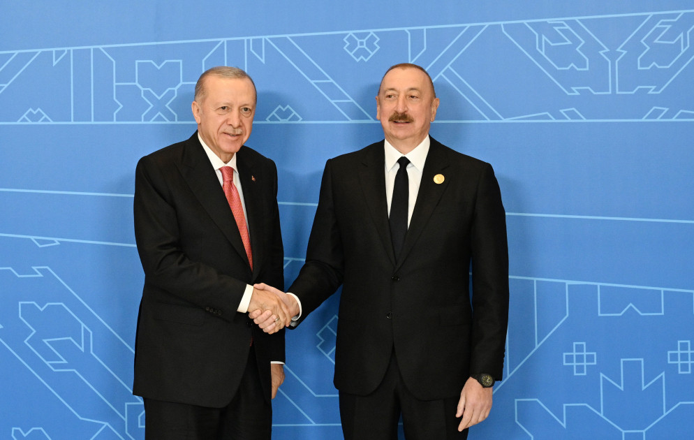 Xankəndi şəhərində İqtisadi Əməkdaşlıq Təşkilatının 17-ci Zirvə görüşü keçirilir<font color='red'> - YENİLƏNİB 5</font><font color=red> - FOTOLAR</font>