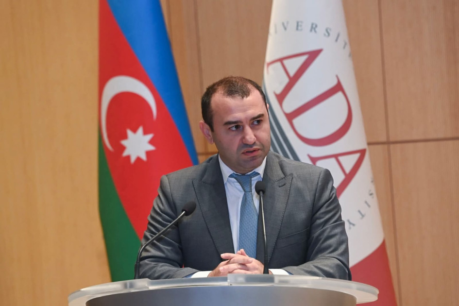 “Həmrəyliyin təşviqi: humanitar və mədəniyyət diplomatiyası, beynəlxalq inkişafa yardım” mövzusunda müzakirələr aparılıb<font color=red> - FOTOLAR</font>