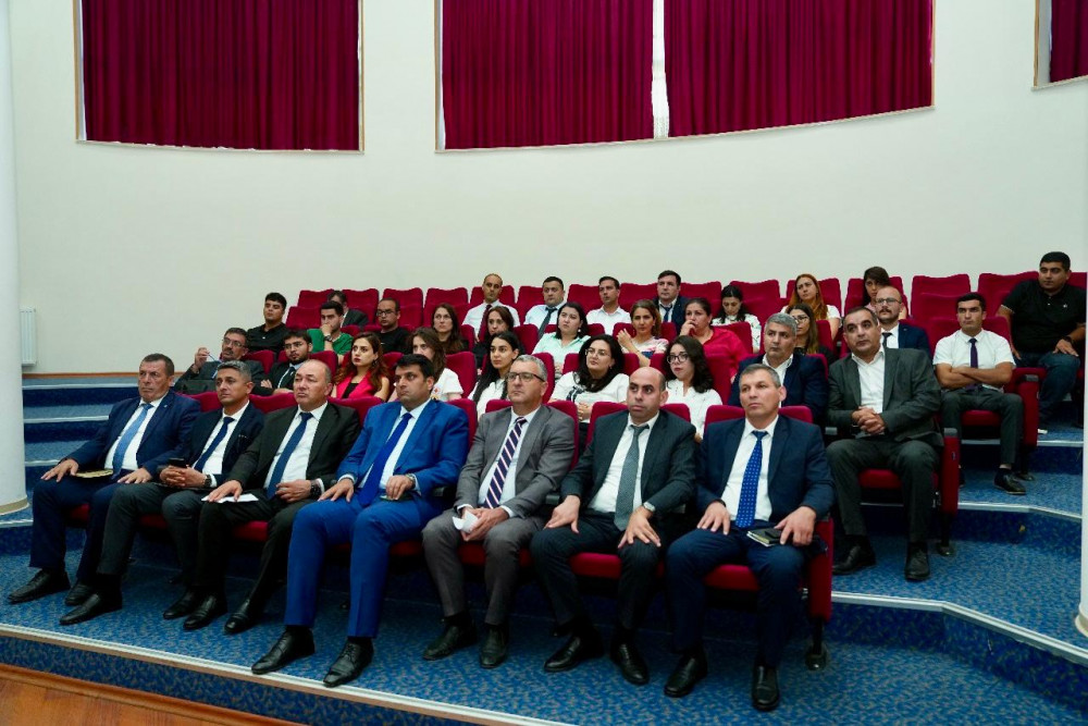 Naxçıvan Dövlət Universitetində üç yeni informasiya sistemlərinin təqdimatı keçirilib<font color=red> - FOTOLAR</font>