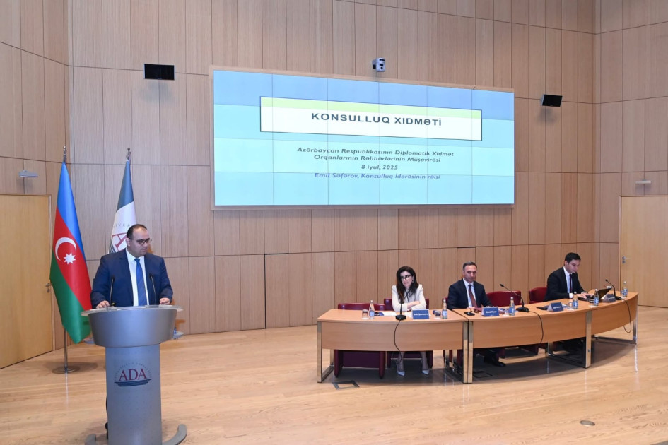 "Milli həmrəyliyin gücləndirilməsi: diaspor fəaliyyəti və konsulluq məsələləri” mövzusunda panel müzakirəsi olub<font color=red> - FOTOLAR</font>