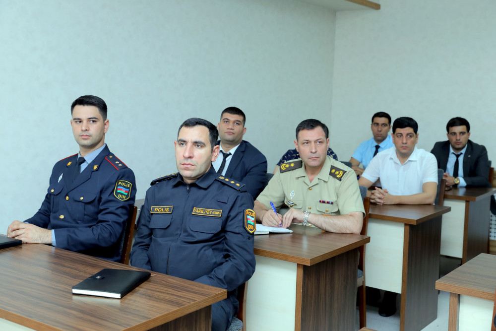 Maliyyə Nazirliyində “Dövlət rüsumlarının elektron idarə edilməsi (e-rüsum)” informasiya sisteminin tətbiqi ilə bağlı təlim keçirilib<font color=red> - FOTOLAR</font>