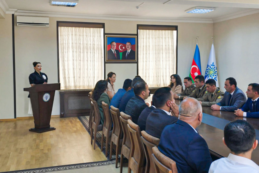 Şahbuzda “Effektiv ünsiyyət və liderlik bacarıqları” mövzusunda təlim keçirilib<font color=red> - FOTOLAR</font>