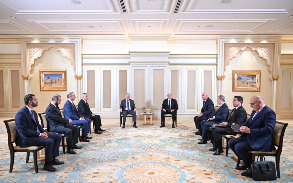 Əbu-Dabidə Azərbaycan Prezidenti İlham Əliyevin Ermənistanın Baş naziri Nikol Paşinyanla görüşü keçirilib<font color='red'> - YENİLƏNİB 2</font><font color=red> - FOTOLAR</font>